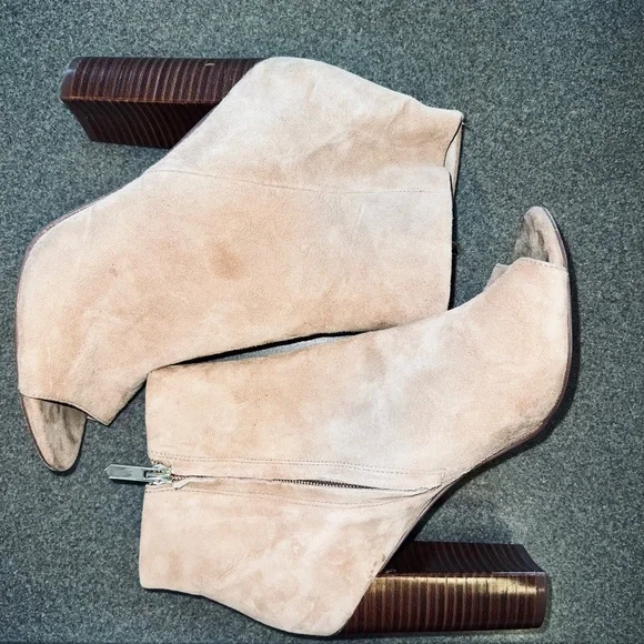 Sam Edelman Tan Suede Leather Yarn Peep Toe Ankle Booties women's size 8.5 - Picture 2 of 8